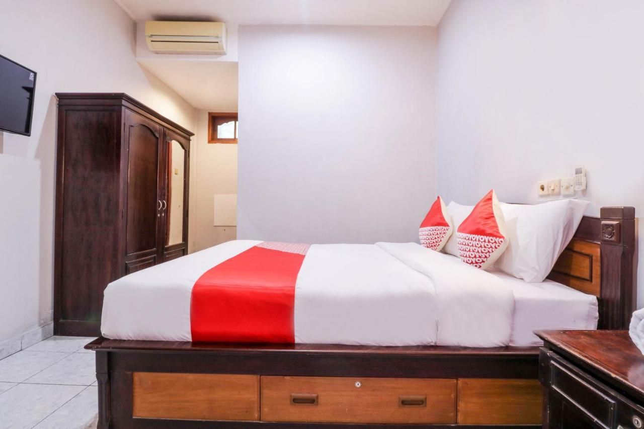 Oyo 2411 Taman Mekar Beach Inn 2 Kuta Lombok Exteriör bild