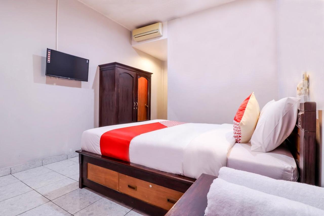 Oyo 2411 Taman Mekar Beach Inn 2 Kuta Lombok Exteriör bild